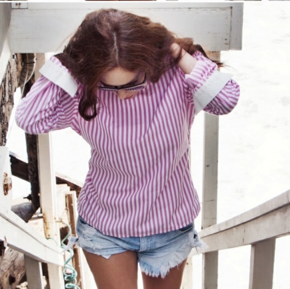 Beautiful Top Open Back - Picture 2 of 3